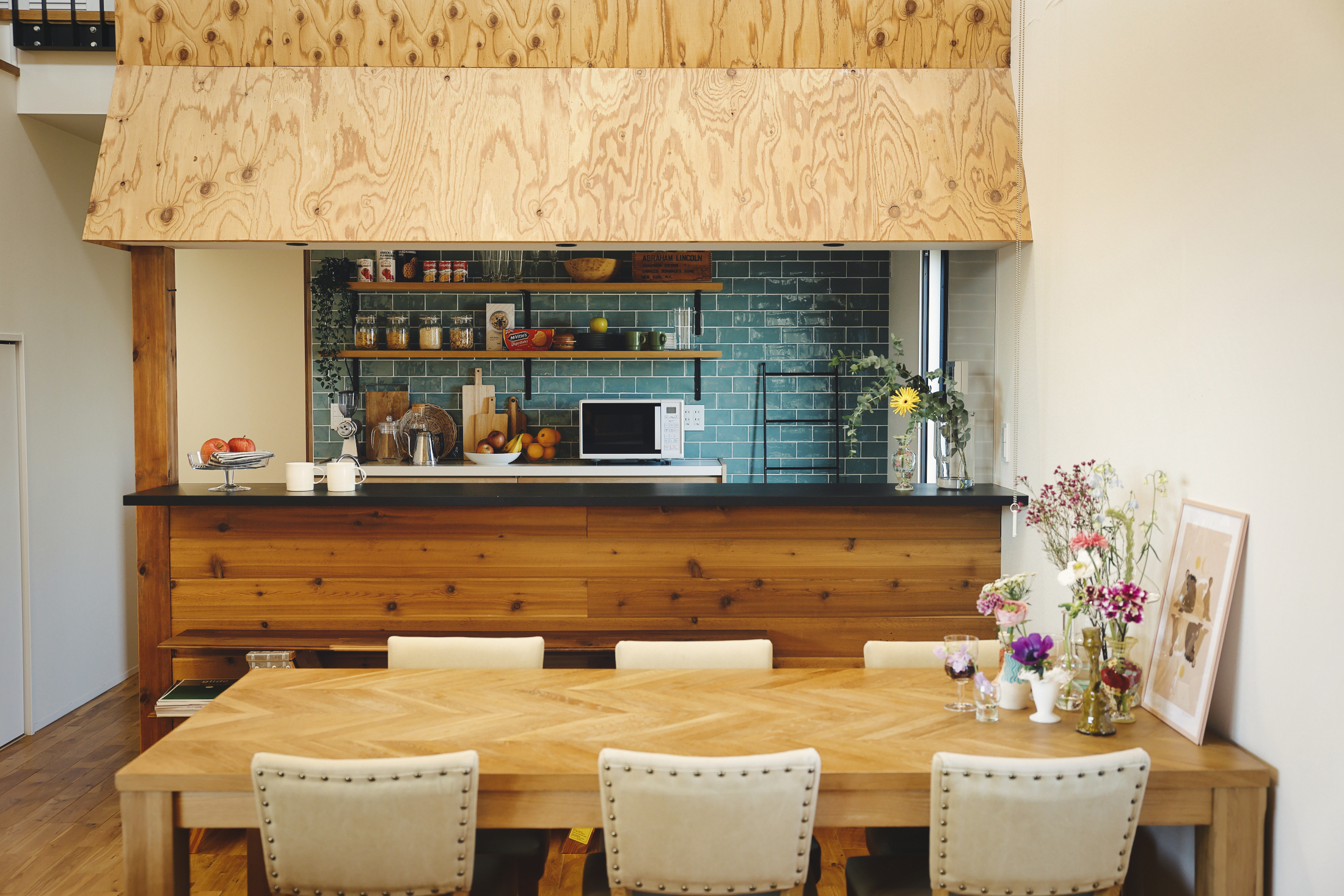 キッチンとダイニングのつながり